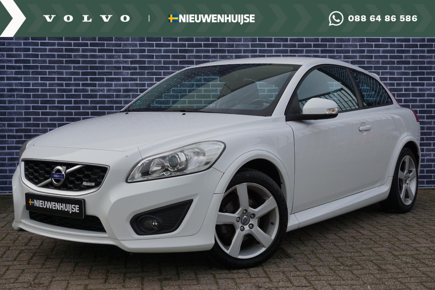 Volvo C30 - 2.0 R-Edition | 1ste Eigenaar | Navigatie | Bluetooth | Climate controle | Spoiler | - AutoWereld.nl