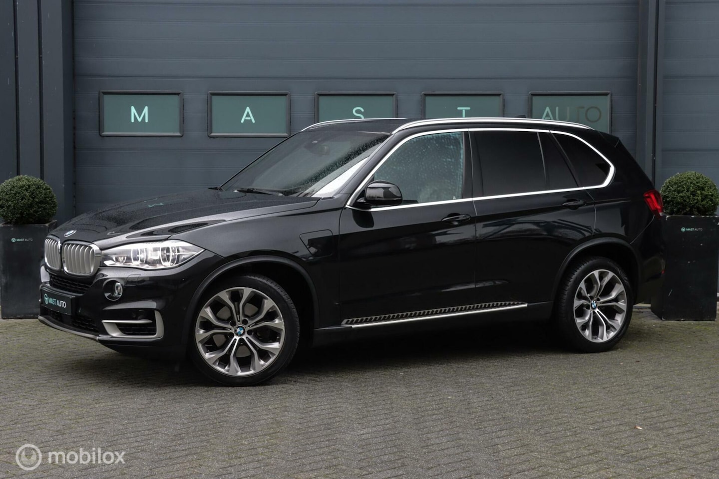 BMW X5 - xDrive40e|Pano|HUD|ACC|4x Verwarm|HK Audio| - AutoWereld.nl