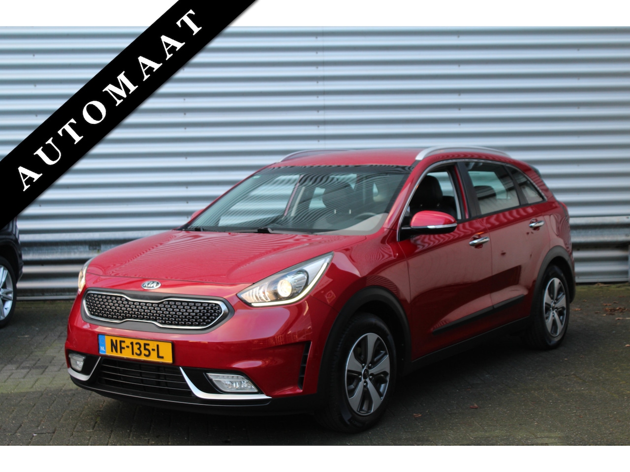 Kia Niro - 1.6 GDi 141pk Hybrid First Edition NL-Auto NAP Clima Cruise Navi Camera LMV Trekhaak 1300k - AutoWereld.nl