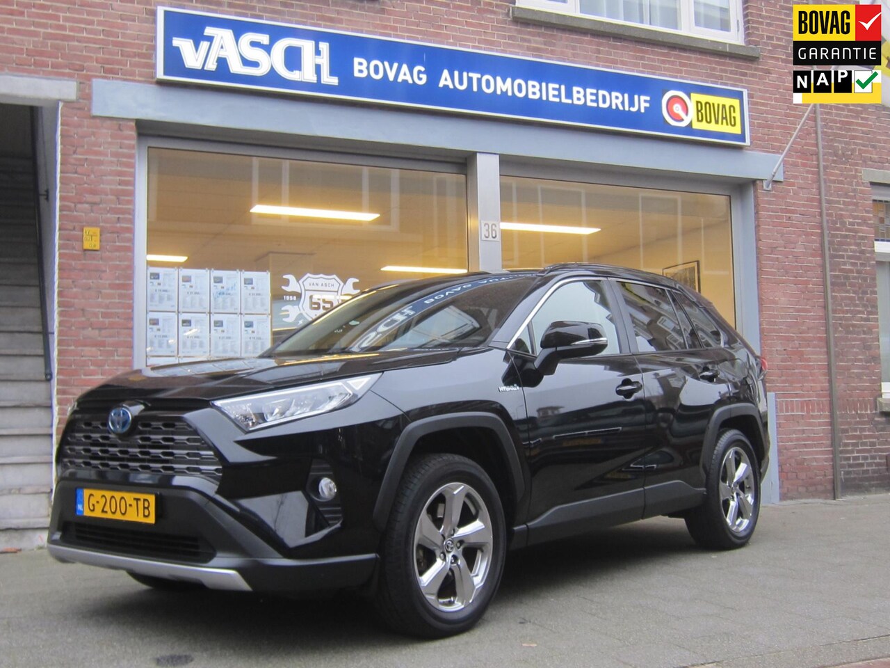 Toyota RAV4 - 2.5 Hybrid Dynamic Trekhaak All In Prijs Bovaggarantie - AutoWereld.nl