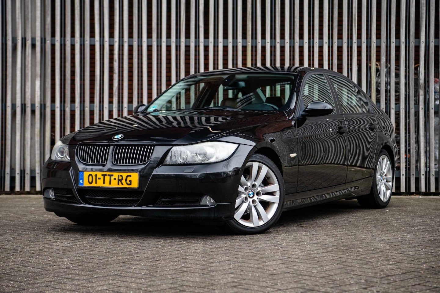 BMW 3-serie - 320d 163pk H6 High-Exe. |Xenon|Gr.Navi|Leder|PDC|CruiseControl|ClimateControl| - AutoWereld.nl