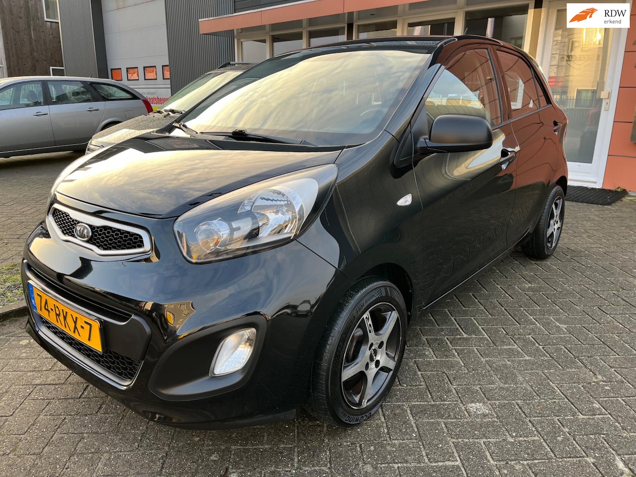 Kia Picanto - 1.0 CVVT Airco 1.0 CVVT Airco - AutoWereld.nl