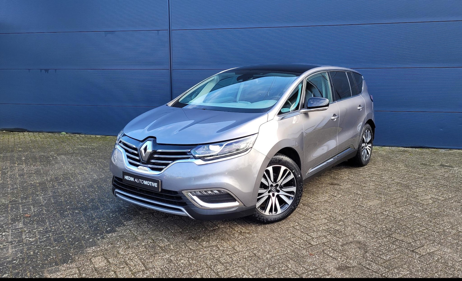 Renault Espace - 1.6 TCe 200PK Initiale Paris | 4Control | Leder | Trekhaak | Adaptive Cruise | Bose - AutoWereld.nl