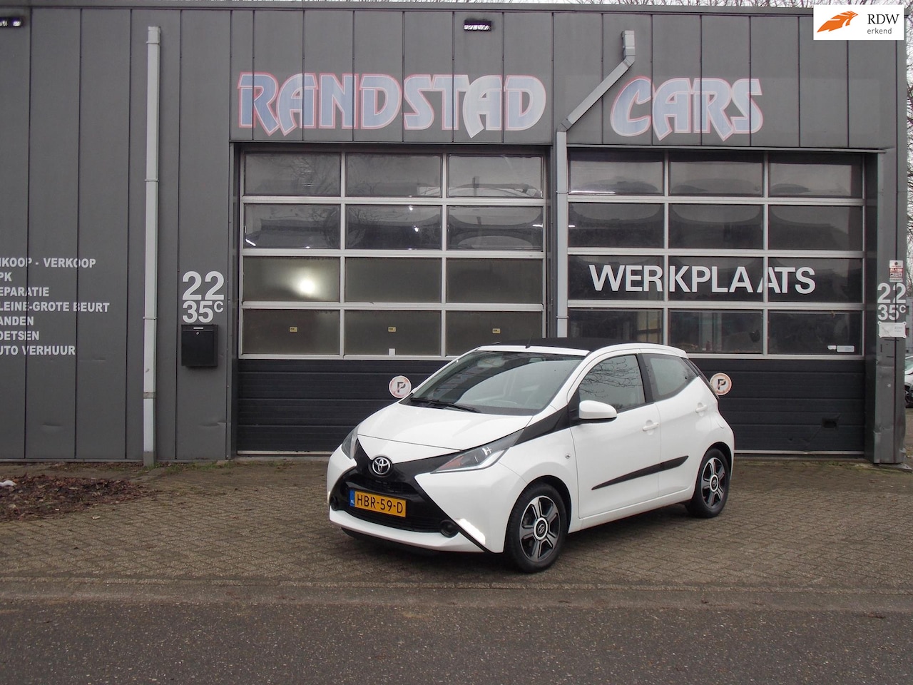 Toyota Aygo - 1.0 VVT-i x-cite Automaat Navi Airco Elek Pakket 5Deurs 2018bj GARANTIE - AutoWereld.nl