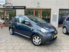 Toyota Aygo - 1.0-12V 3Drs nieuwe apk grijs 2008