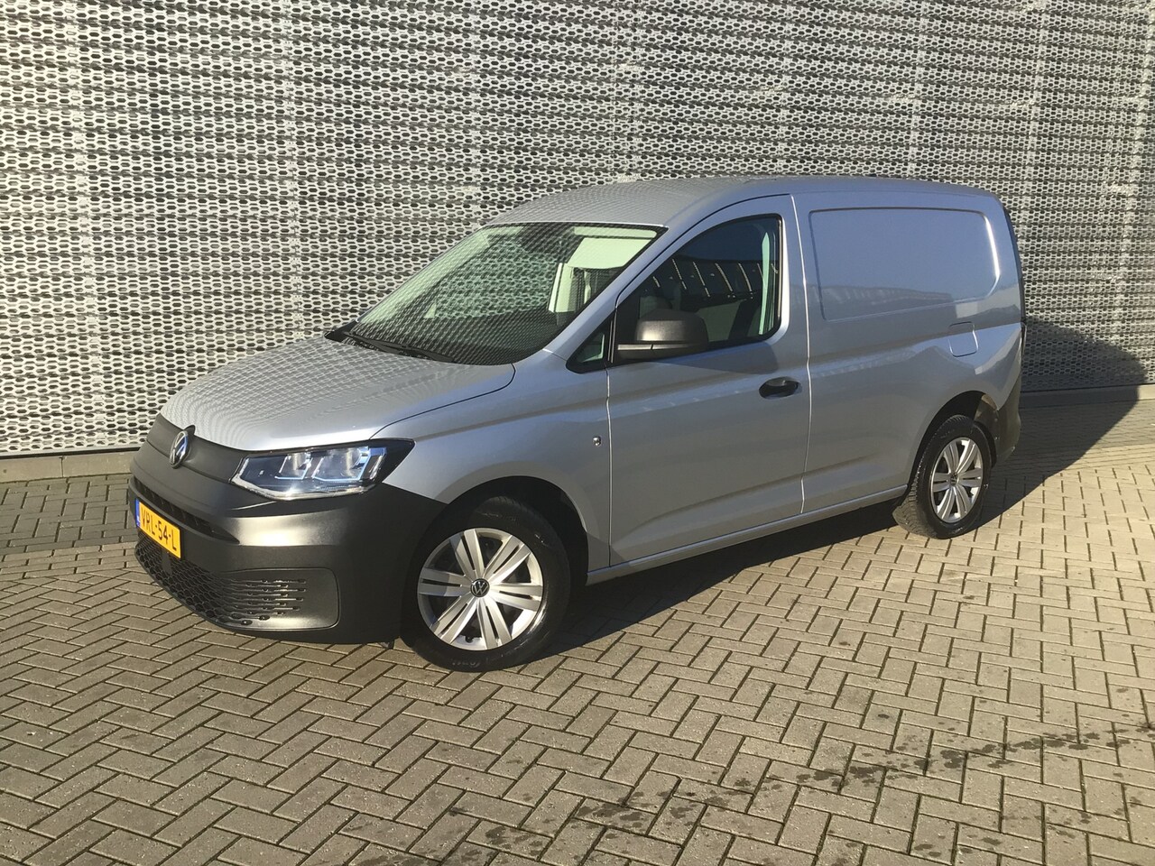 Volkswagen Caddy Cargo - 2.0 TDI Comfort 2.0 TDI 75 PK Comfort - AutoWereld.nl