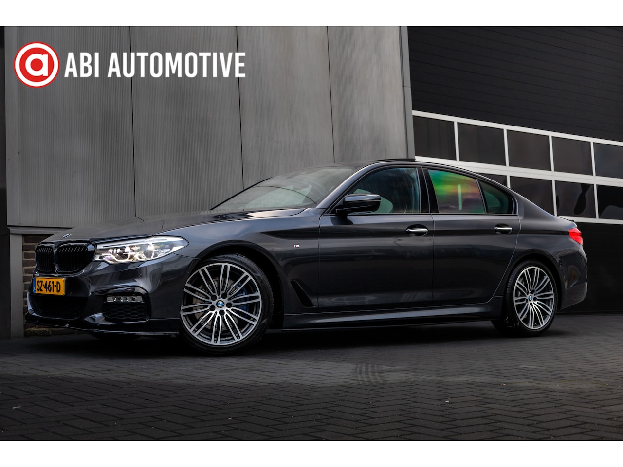 BMW 5-serie - 530i 252 pk High Executive M-Sportpakket /NL-auto/ M-Performance/ Schuifdak/ Nappa-leder/ - AutoWereld.nl