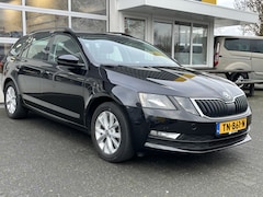 Skoda Octavia Combi - 1.0 TSI Greentech Ambition Business Cruise control ECC Trekhaak Navigatie