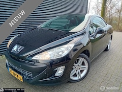 Peugeot 308 CC - 1.6 THP Noir & Blanc climate, cruise, stoelverwarming, 6 bak