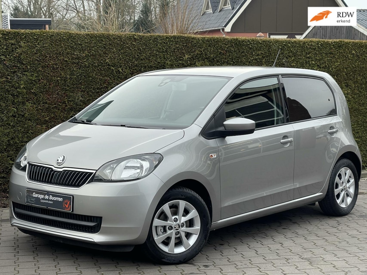 Skoda Citigo - Benzine | Airco | Cruise control | Radio/CD/MP3 | Navigatie - AutoWereld.nl