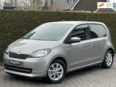 Skoda Citigo - Benzine | Airco | Cruise control | Radio/CD/MP3 | Navigatie