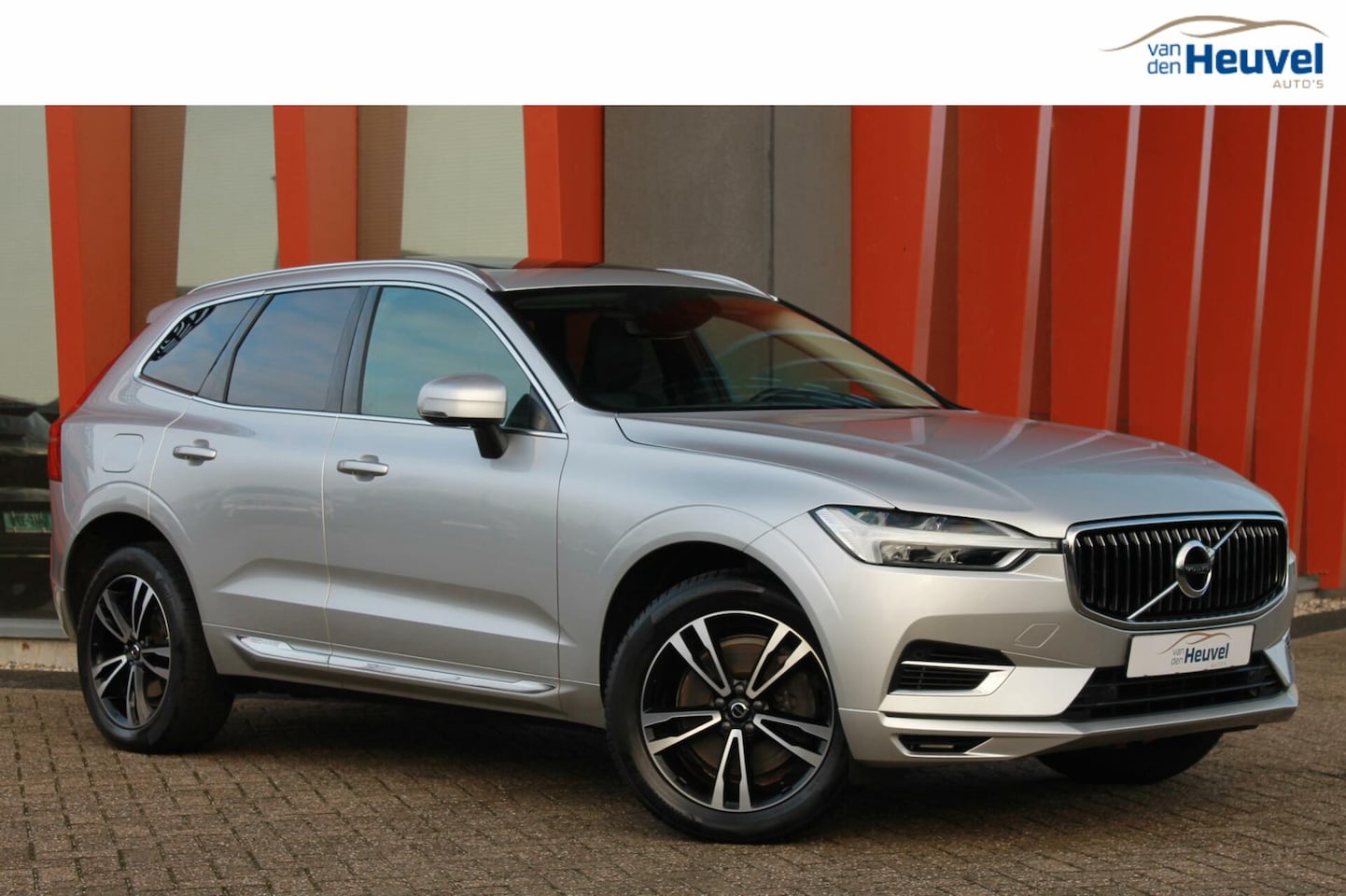 Volvo XC60 - T6 Plug-in hybrid AWD Inscription Expression - AutoWereld.nl