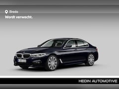 BMW 5-serie - Sedan 520i High Executive M-Sport | Navigatie Professional | 19 inch | HiFi | Comfortstoel