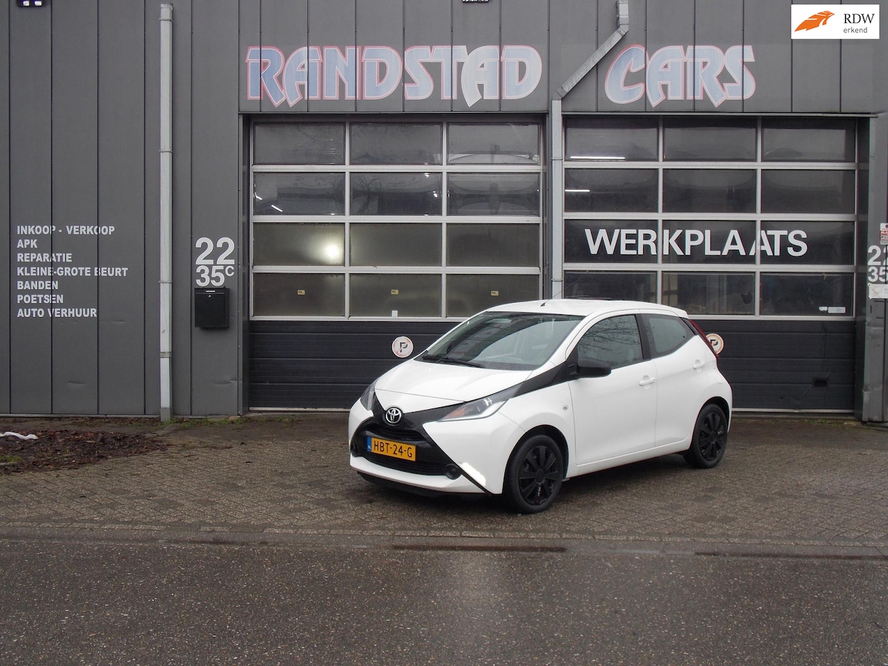 Toyota Aygo - 1.0 VVT-i x-play Automaat Elek Pakket 5Deurs 2018bj GARANTIE - AutoWereld.nl