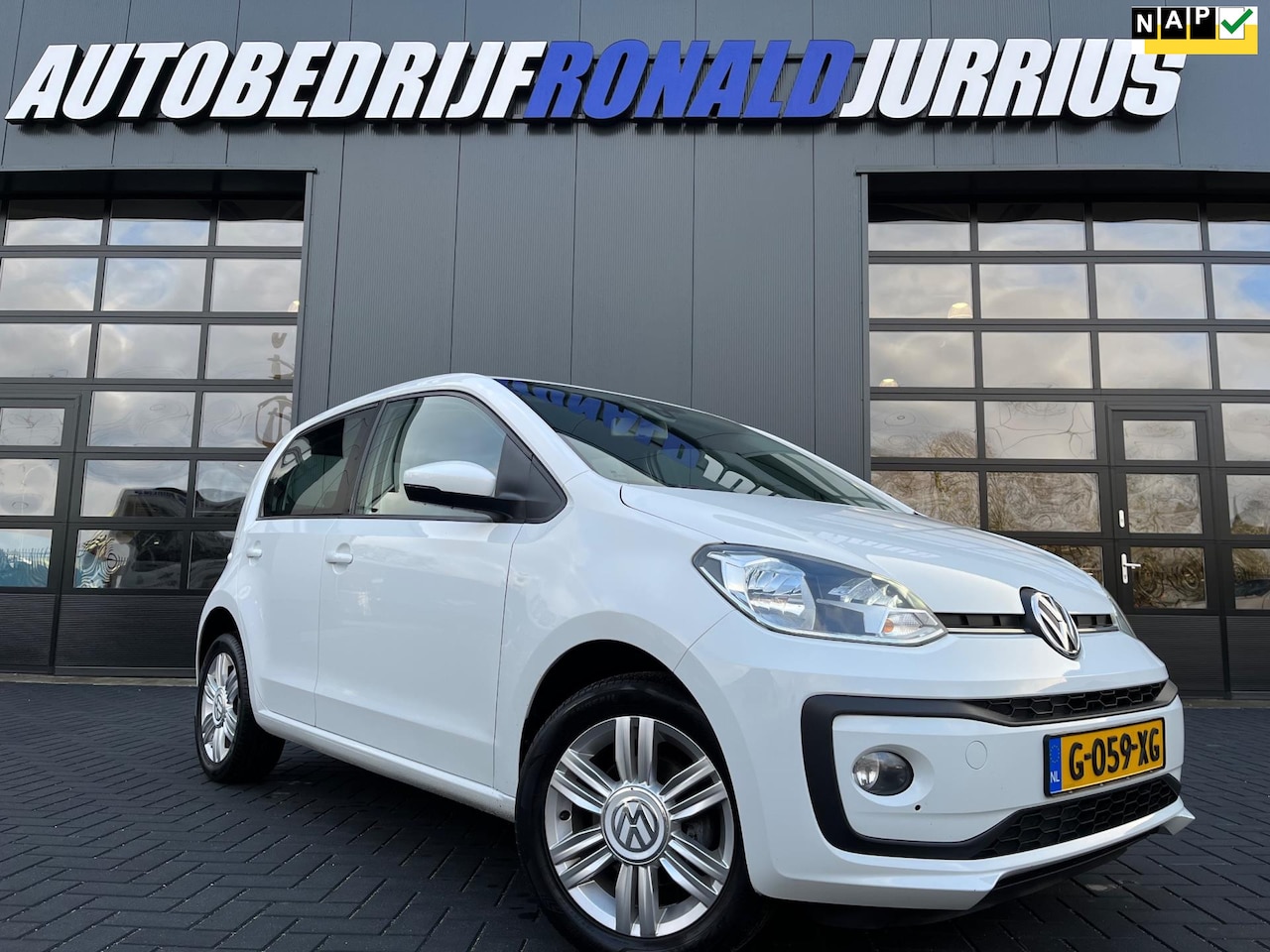 Volkswagen Up! - 1.0 BMT high up! NL.Auto/Trekhaak/Climatronic/Cruise/1Ste Eigenaar/Dealer Onderhouden - AutoWereld.nl