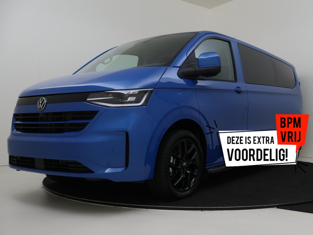 Volkswagen Transporter - Bedrijfswagens Bulli 2.0 TDI L2H1 30 170 pk 125 kW 8 versn. Auto | BPM vrij | Trekhaakvoor - AutoWereld.nl