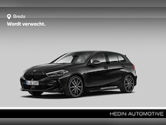 BMW 1-serie - 118i Executive Edition | M-sportpakket | Sportstoelen | HiFi | Head Up | Parking Assistant