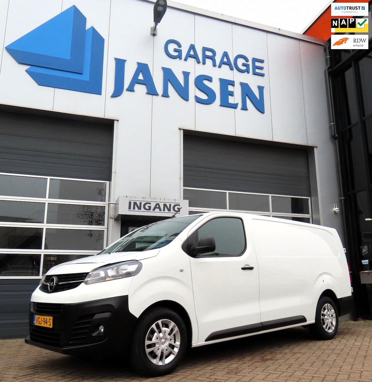 Opel Vivaro - 1.5 CDTI L2H1 Edition 3-Pers Carplay Navi - AutoWereld.nl