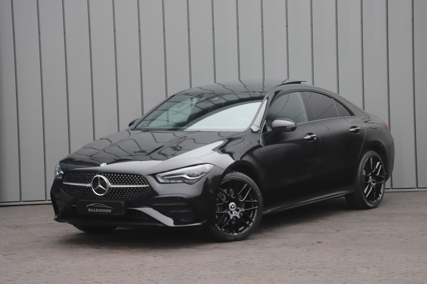 Mercedes-Benz CLA-Klasse - 250e AMG | 218PK | Pano | Keyles-go | Sfeerverlichting | Burmester | Distronic | Leder | L - AutoWereld.nl