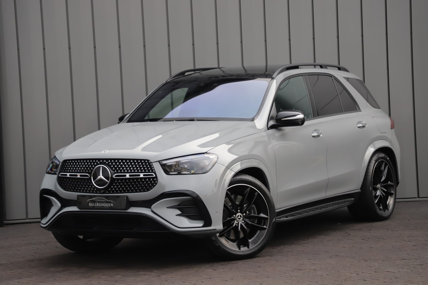 Mercedes-Benz GLE-Klasse - 400e AMG 4-Matic | 381PK | Lucht-vering | Head-up | Keyles-go | Distronic | Pano | Digital - AutoWereld.nl