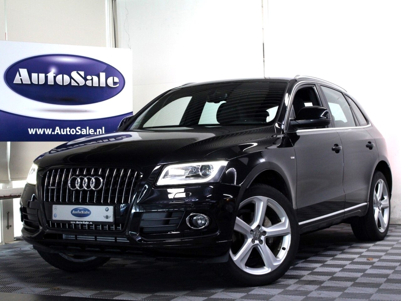 Audi Q5 - 2.0 TFSI Quattro S-Line AUT 225pk NAVI LEDER XENON KEYLS '13 - AutoWereld.nl