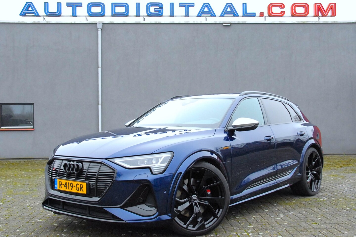 Audi e-tron - S quattro 370 Kw./503 Pk. Origineel Nederlands/S-Line Int. en Ext./23 Inch/ 20 Dkm./Panodak - AutoWereld.nl