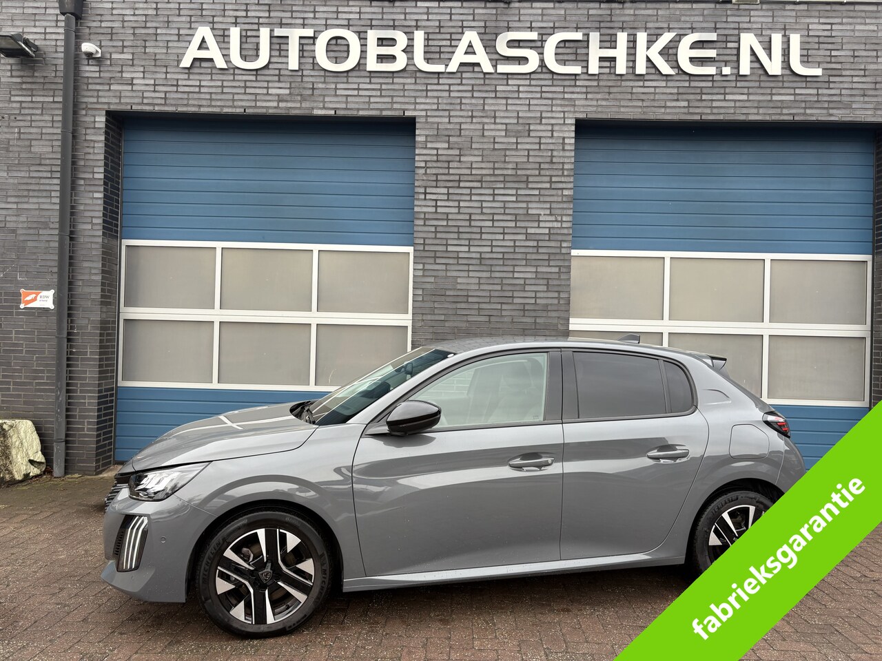 Peugeot 208 - 1.2 PureTech Allure Pack 1.2 PureTech Allure Pack, navi, camera/climate/cruise - AutoWereld.nl