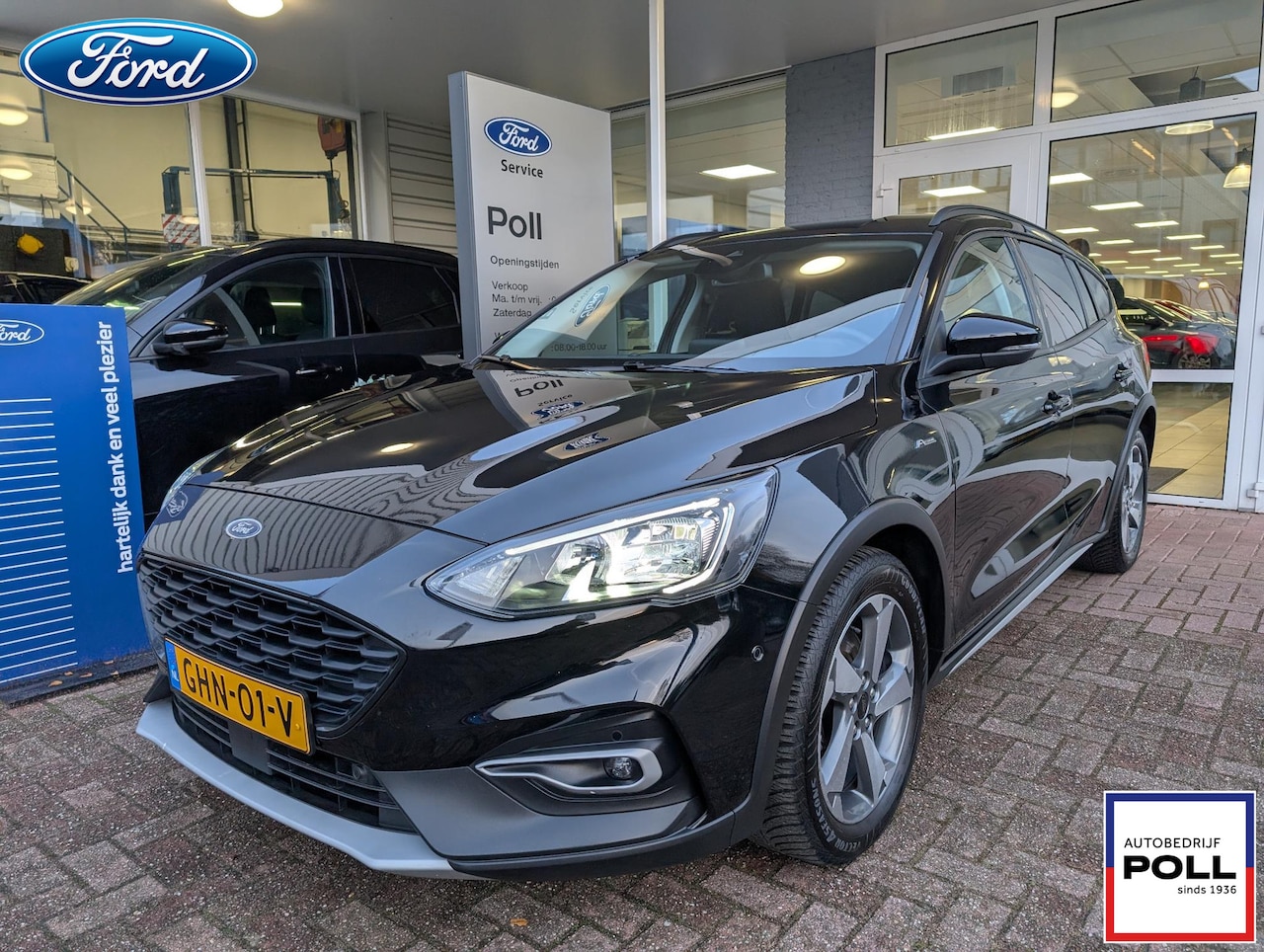 Ford Focus Wagon - 125pk EcoBoost Hybrid Active X Navi Camera Winter Parking pack Dode hoek Privacy glass Wag - AutoWereld.nl