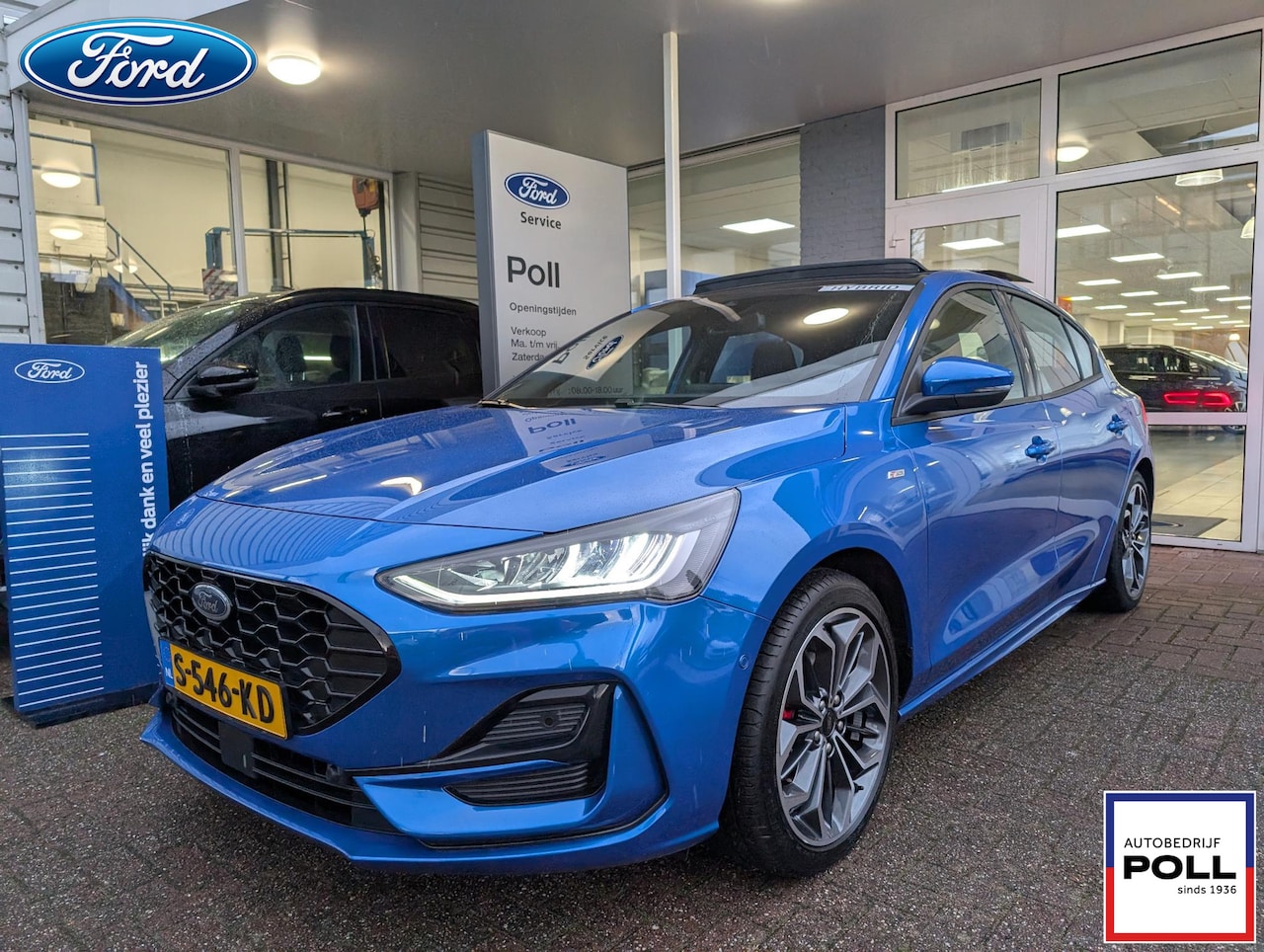 Ford Focus - 1.0 EcoB. Hybrid ST Line Panoramadak Ad Cruise Camera Winter Parking pack Dodehoek detecti - AutoWereld.nl