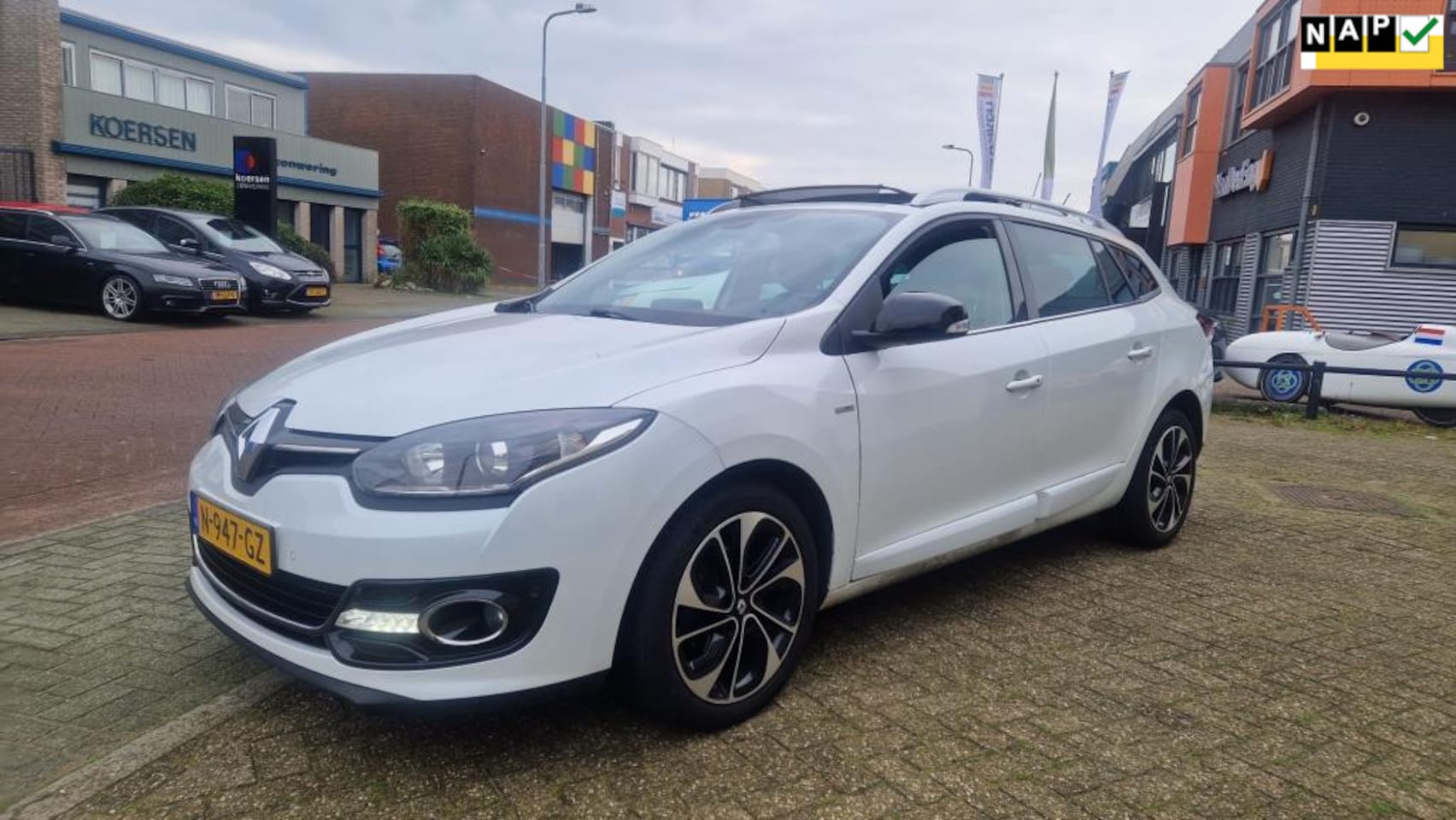 Renault Mégane Estate - 1.2 TCe GT-Line Automaat - AutoWereld.nl