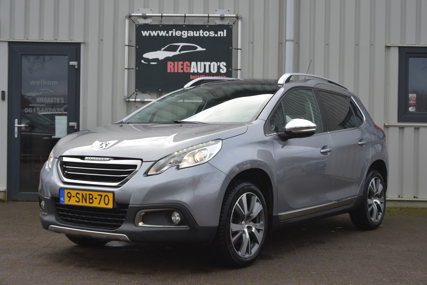 Peugeot 2008 - 1.6 VTi Féline.Dealer onderhouden, Leer, PDC, Trekhaak, Navi!! - AutoWereld.nl