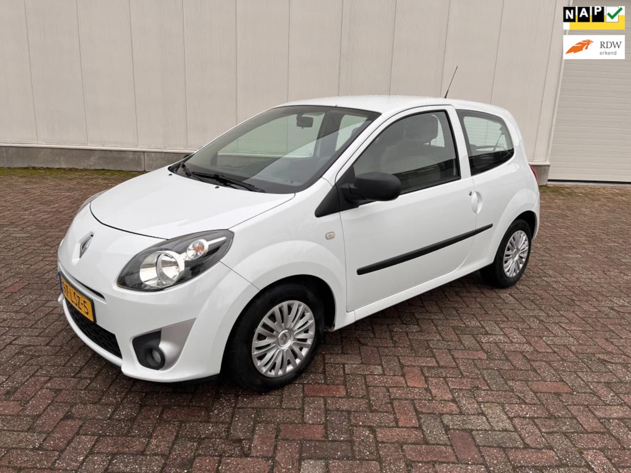 Renault Twingo - 1.2-16V Authentique airco 2010 - AutoWereld.nl