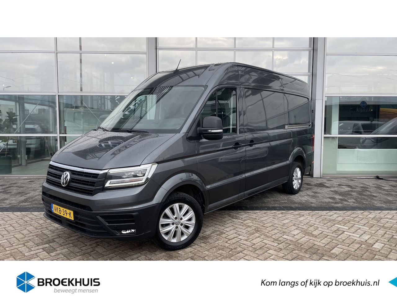 Volkswagen Crafter - | 177 PK | Automaat | Full LED | NAVI | Schuifdeur L+R | Camera | 17'' LM - AutoWereld.nl