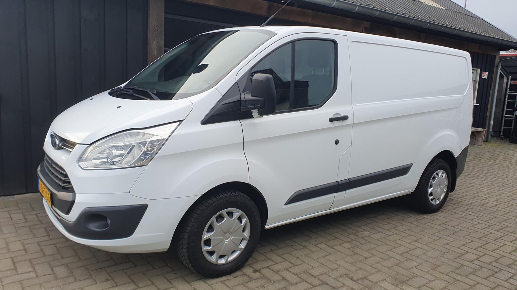 Ford Transit Custom - 270 2.0 TDCI L1H2 Trend 270 2.0 TDCI L1H2 Trend - AutoWereld.nl