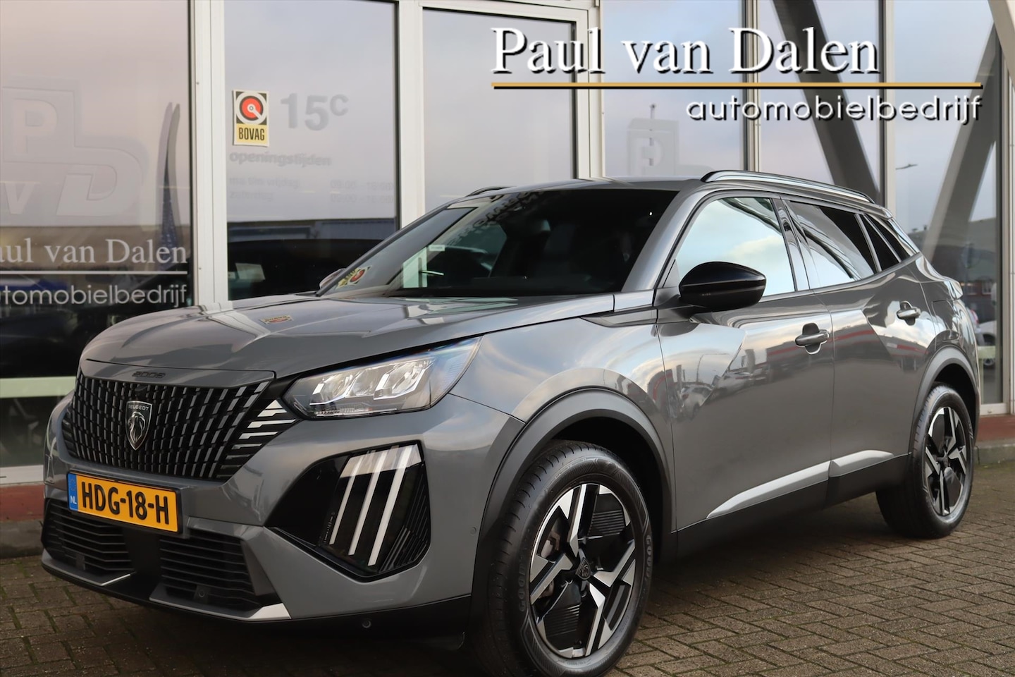 Peugeot 2008 - 1.2 Puretech 130PK AUTOMAAT EAT8 ALLURE Navi Carplay | Keyless | Adapt.Cruise | 360 Camera - AutoWereld.nl