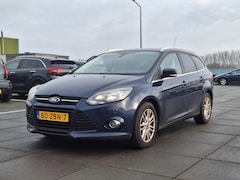 Ford Focus Wagon - €4950, -1.0 EcoBoos Titanium Navi Trekhaak Climate Control E5