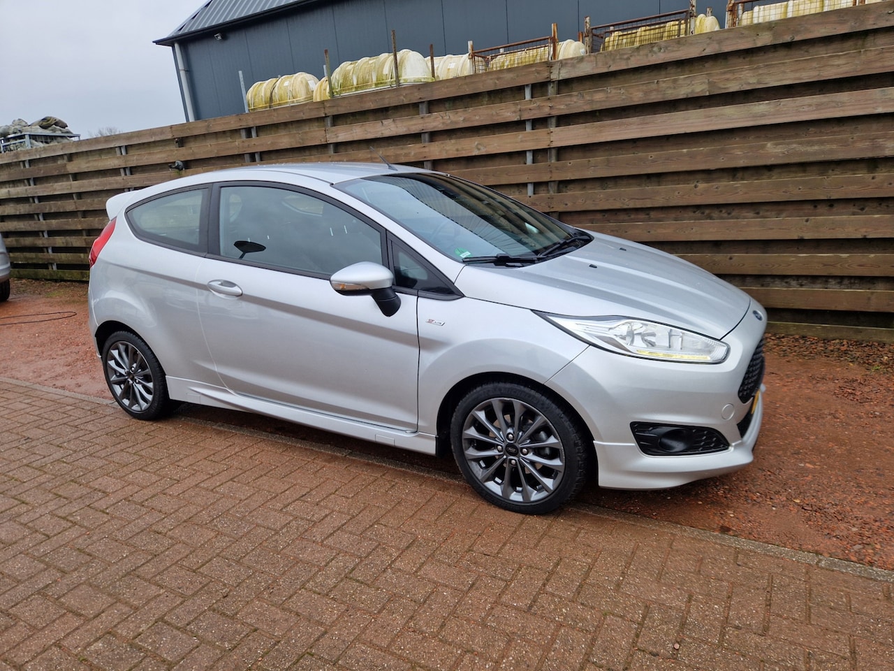 Ford Fiesta - 1.0 EcoBoost ST-Line Titanium - AutoWereld.nl