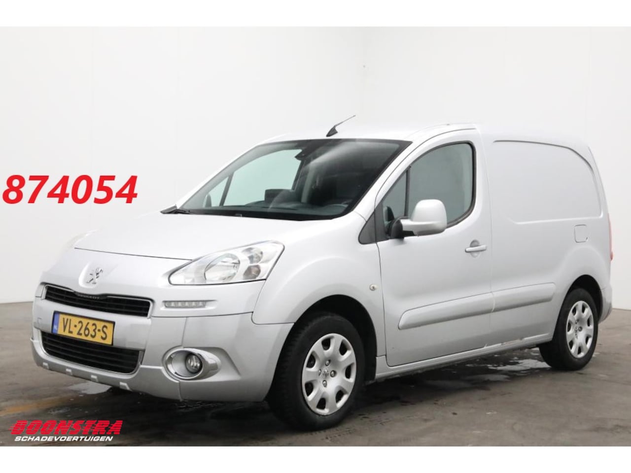 Peugeot Partner - 1.6 e-HDI Aut. Navi Airco Cruise PDC - AutoWereld.nl