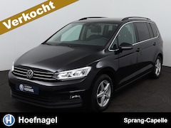 Volkswagen Touran - 1.5 TSI Comfortline 7p | ACC | Stoelverw | LED | Clima