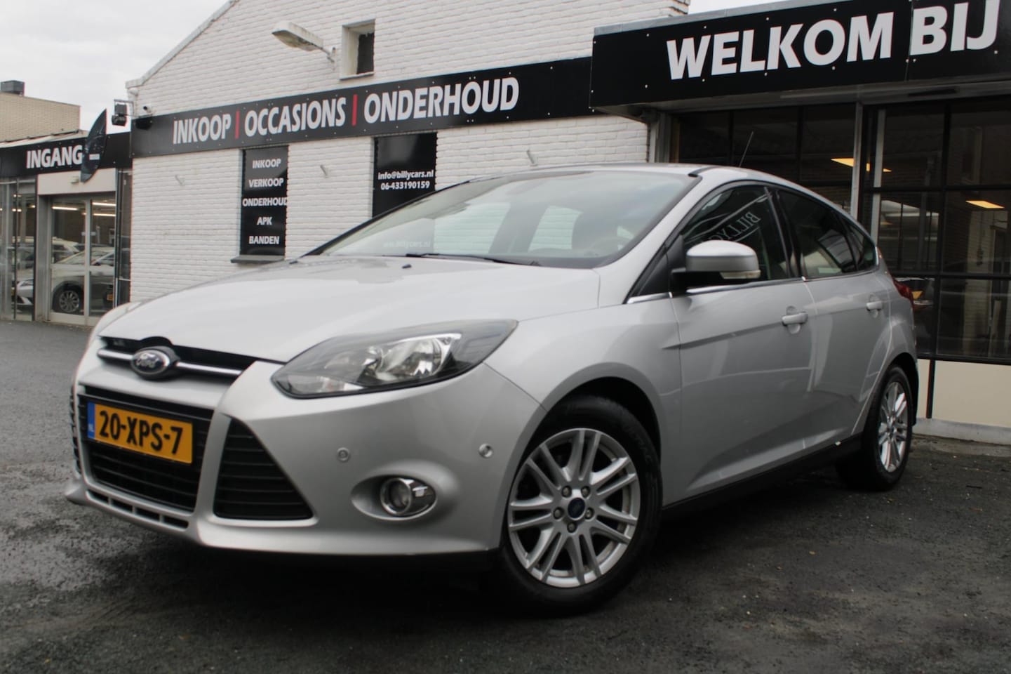 Ford Focus - 1.0 EcoBoost Titanium / Nieuwe MOTOR / Navi / CruiseControl / Parkeerhulp - AutoWereld.nl