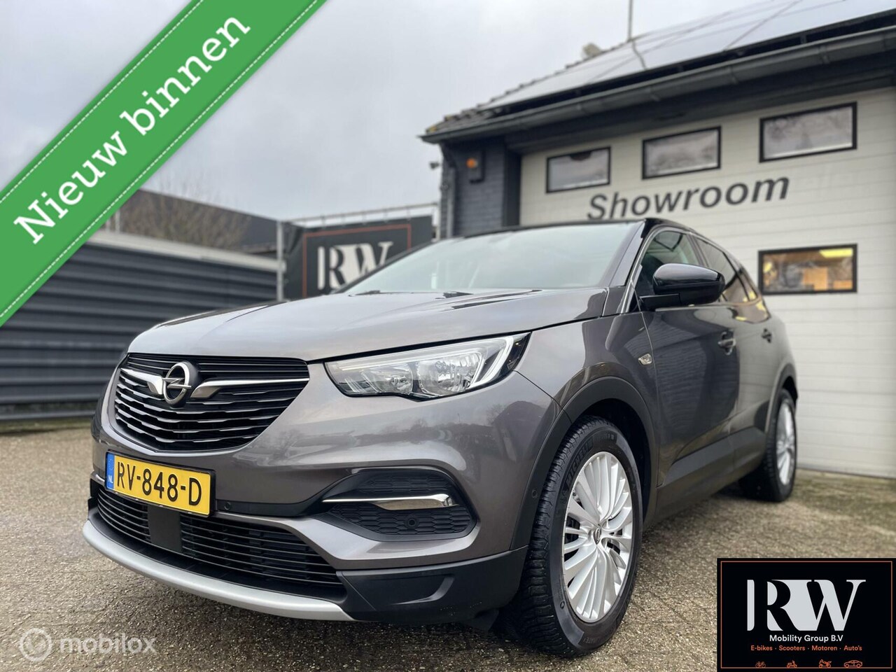 Opel Grandland X - 1.2 Turbo Innovation zeer rijk uitgerust! - AutoWereld.nl