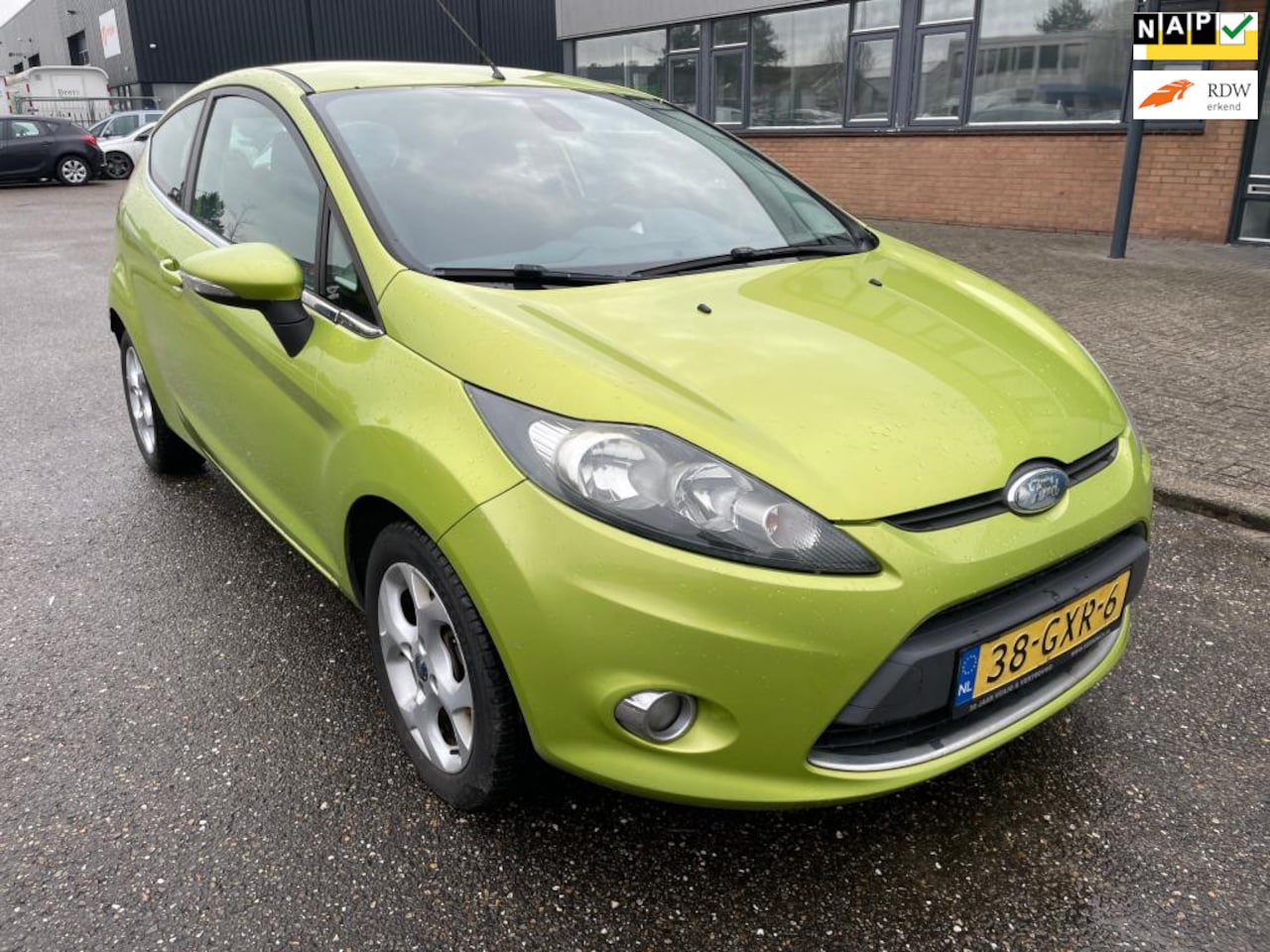 Ford Fiesta - 1.25 Titanium. Nieuwe Distr.Riem, Apk, Airco, Nap - AutoWereld.nl