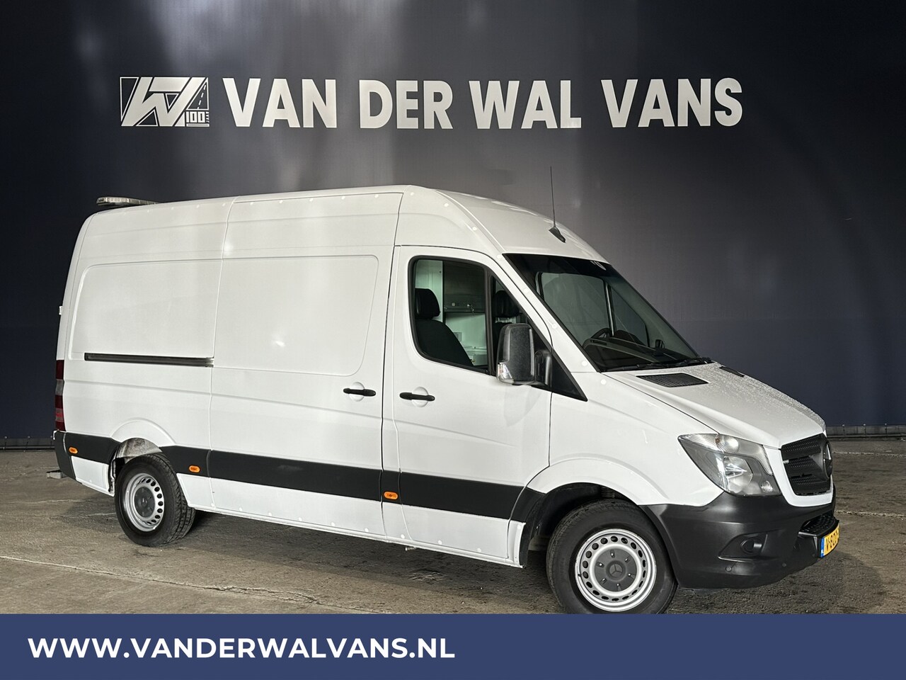 Mercedes-Benz Sprinter - 316 CDI 164pk **BPM VRIJ voor de Ondernemer** L2H2 Euro6 Airco | 2800kg trekhaak | Cruisec - AutoWereld.nl