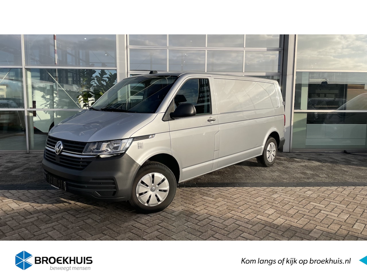 Volkswagen Transporter - | L2 | 150 PK | DSG | NAVI | PDC v+a | Airco | Stoelverwarming | App Connect - AutoWereld.nl