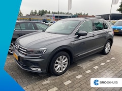 Volkswagen Tiguan - 1.4 TSI 125 pk Comfortline | Trekhaak | Digitaal Instrumentenpaneel Navigatie |