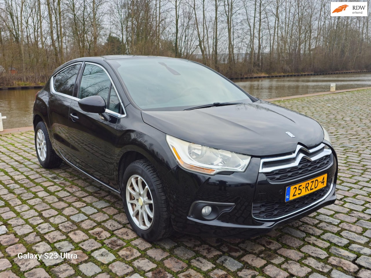 Citroën DS4 - 1.6 THP So Chic Automaat massage stoel 1e eigenaar dealer onderhouden navigatie leerbekele - AutoWereld.nl