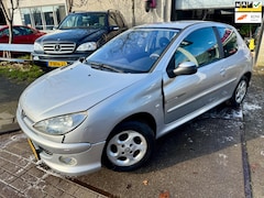 Peugeot 206 - 1.4 Quiksilver Apk|Airco|Elek.Ramen