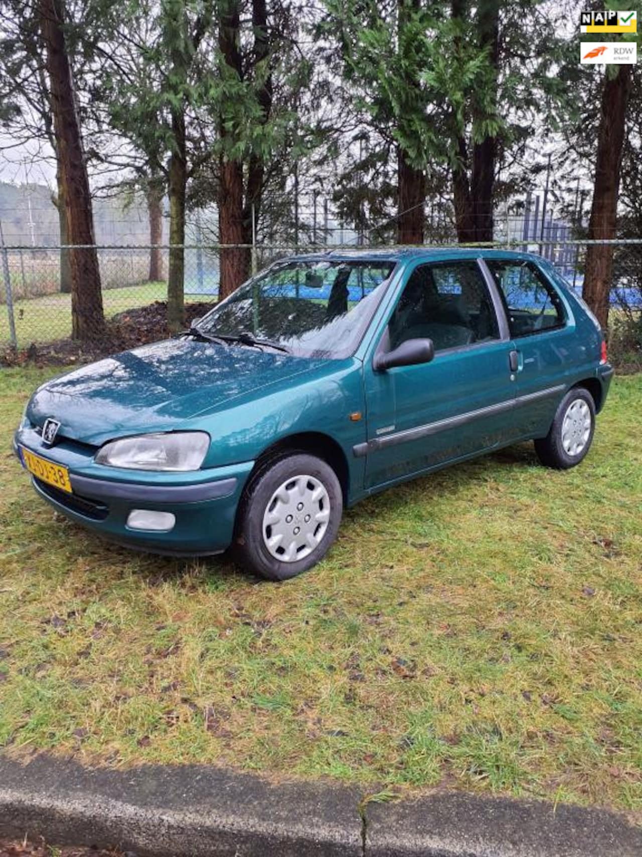 Peugeot 106 - 1.4 Accent automaat, stuurbekrachtiging, nieuwe A.P.K - AutoWereld.nl