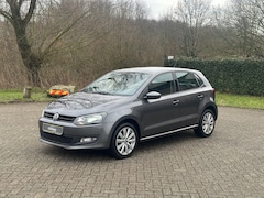 Volkswagen Polo - 1.2 TSI BlueMotion Comfortline 90PK I LED LAMP I VELGEN I NWE APK