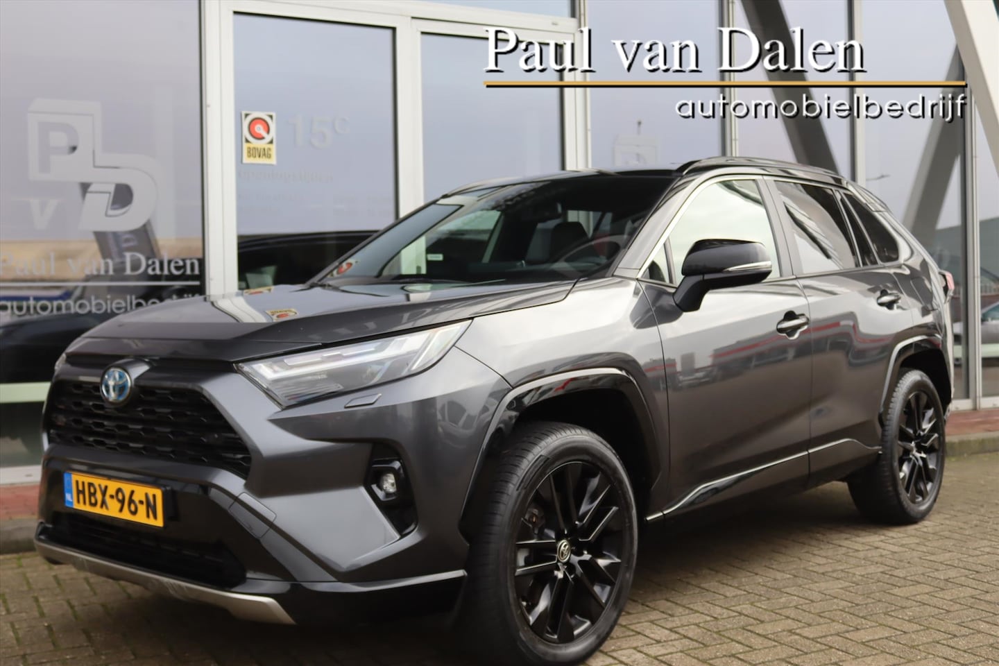 Toyota RAV4 - 2.5 Hybrid 218PK AUTOMAAT BI-TONE Navi Carplay | Adapt.Cruise | Camera | Led | 19 Inch Lm - AutoWereld.nl